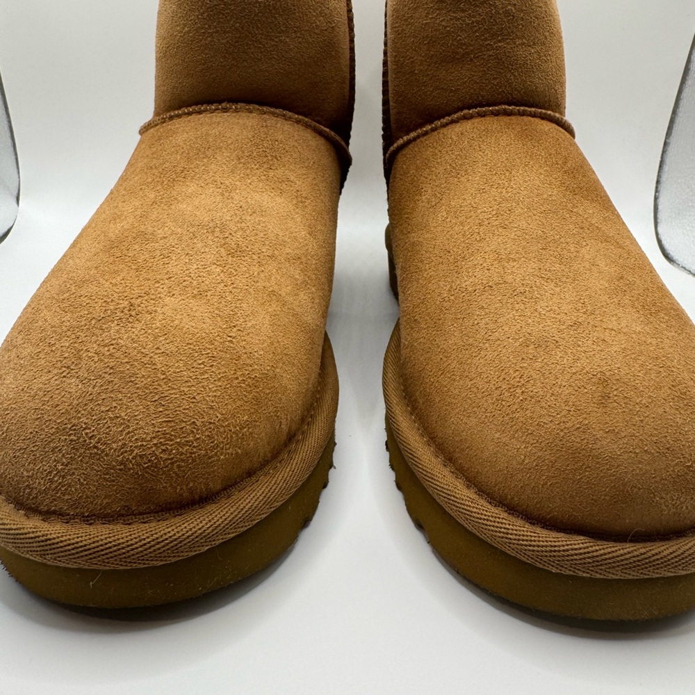 NIB UGG Classic Mini II Boots Chestnut Size 7 - Picture 4 of 7